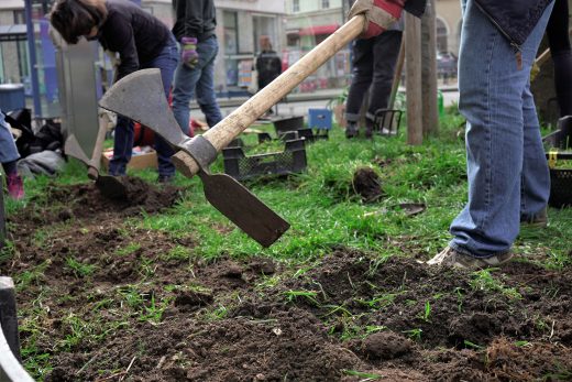 03182023_Grünpatinnen Glockenback_13