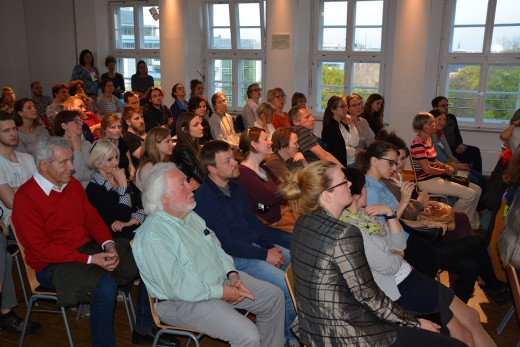 Grüne Bühne Plastik, Foto: Frank Brodmerkel