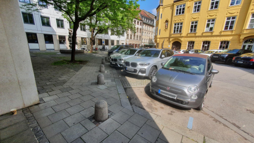 poller hackenstraße_zensiert